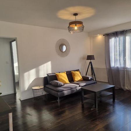 Le Petit Meas Superbe Appartement Au Calme. Pierrelatte Buitenkant foto